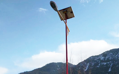 如何选择高质量的杂多太阳能路灯材料：全方位指南