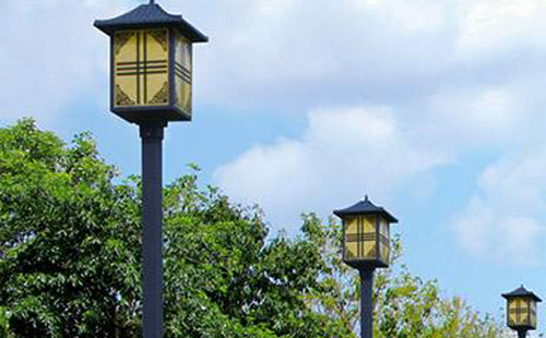 杂多庭院灯安装间距与布灯设计全解析 杂多庭院灯安装间距与布灯设计全解析