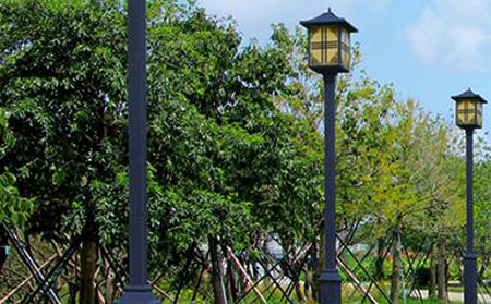 太阳能杂多庭院灯价格为何差三倍?关键看这几点 太阳能杂多庭院灯价格为何差三倍?关键看这几点